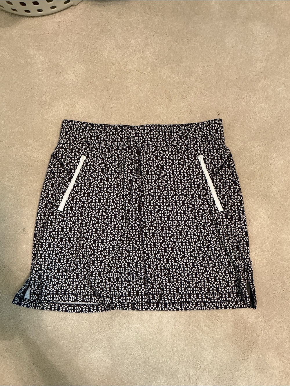 Talbots Black & White Patterned Mini Skort with White Zip Accents